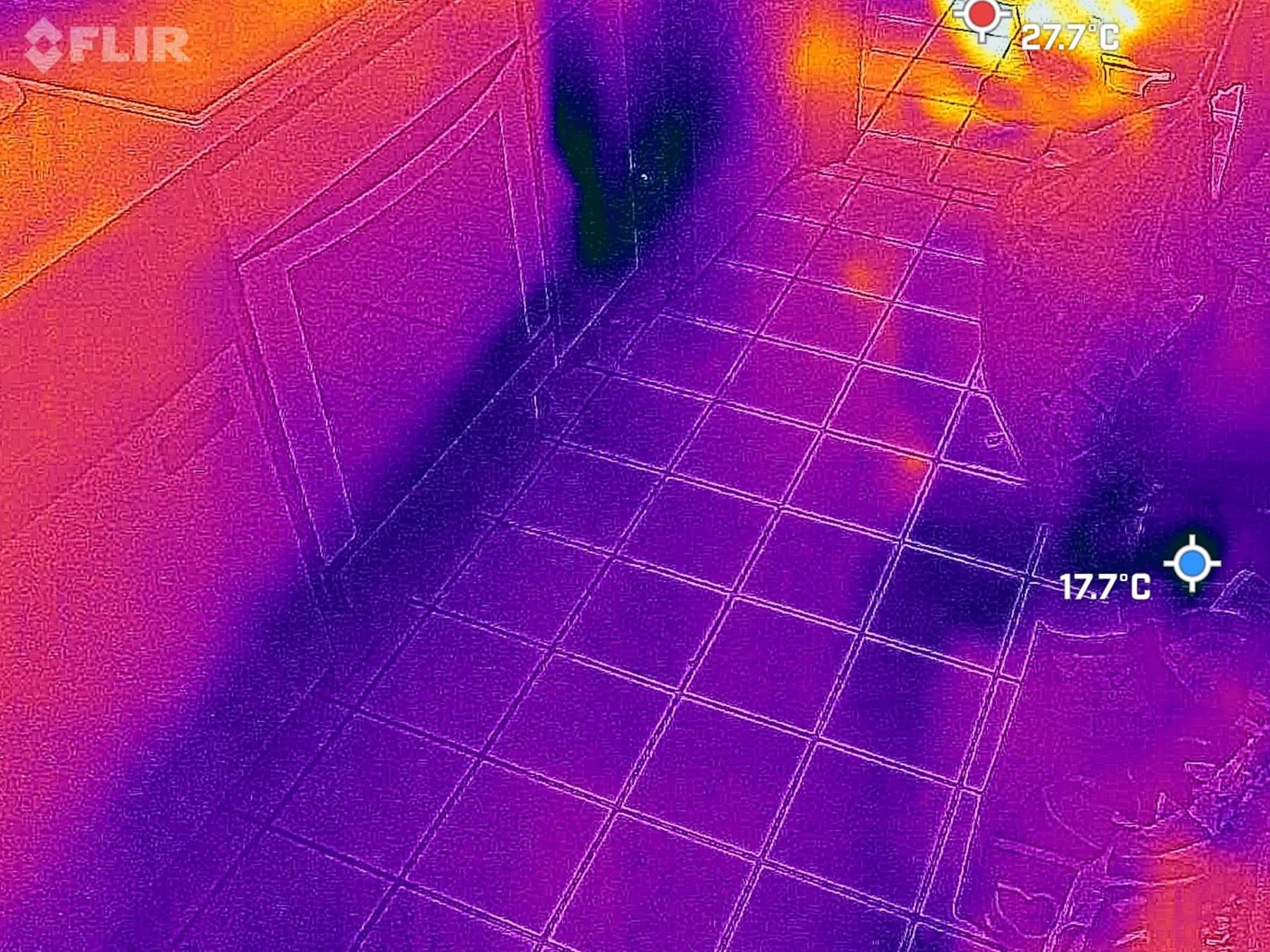 Ortungs- und Trocknungstechnik von HomeFix24 im Einsatz nach einem Wasserschaden