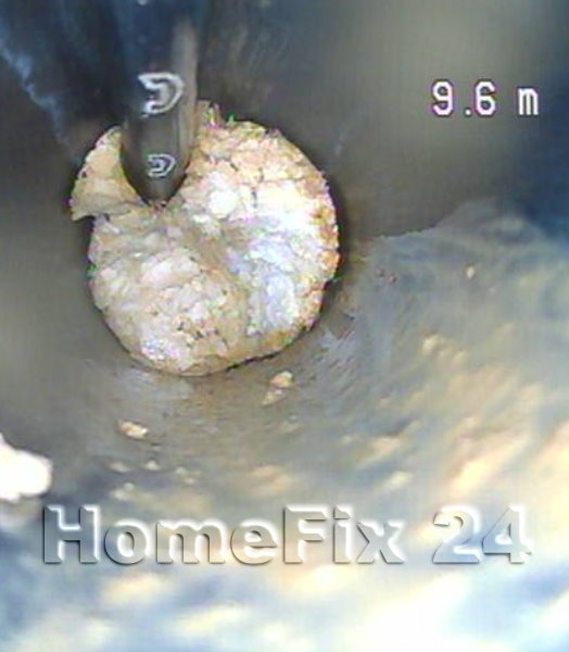 Rohrreinigung bei einer Verstopfung durch HomeFix24