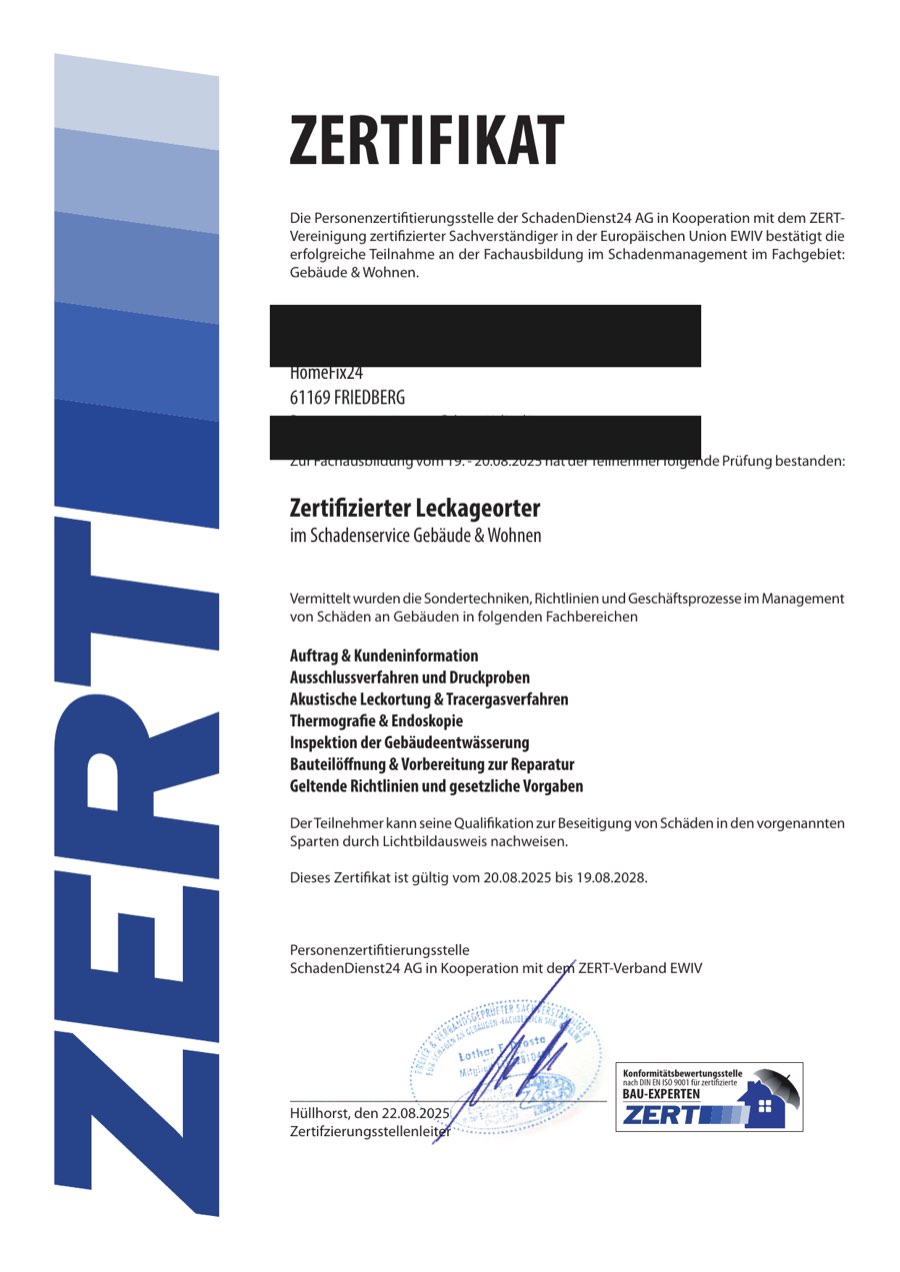 Urkunde mit geschwärzten persönlichen Daten: Zertifizierter Leckageorter, ausgestellt für einen Mitarbeiter von HomeFix24