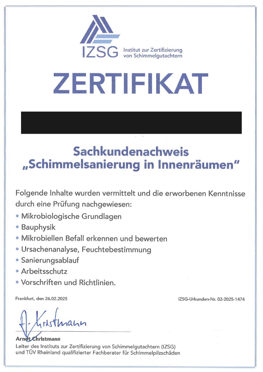 Urkunde mit geschwärzten persönlichen Daten: Sachkundenachweis Schimmelsanierung in Innenräumen des IZSG, ausgestellt für einen Mitarbeiter von HomeFix24